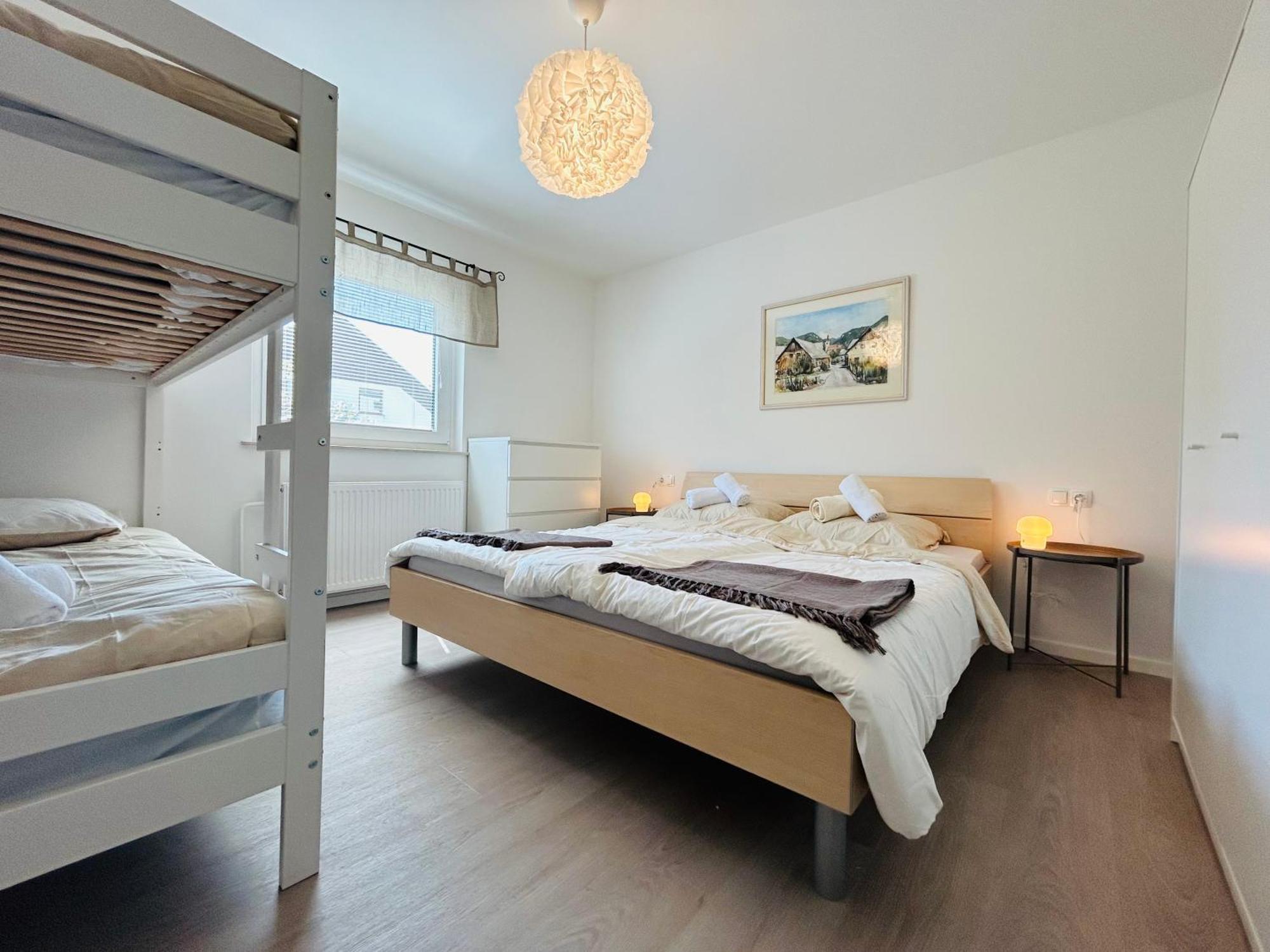 Apartma Jana Zirovnica ภายนอก รูปภาพ